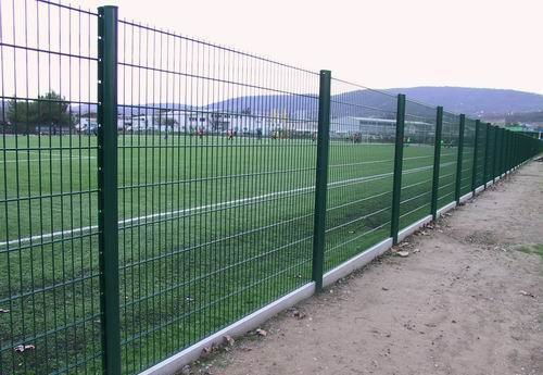 新疆護欄網廠家與金屬護欄選購指南，兼談新貴族跑步機售后服務